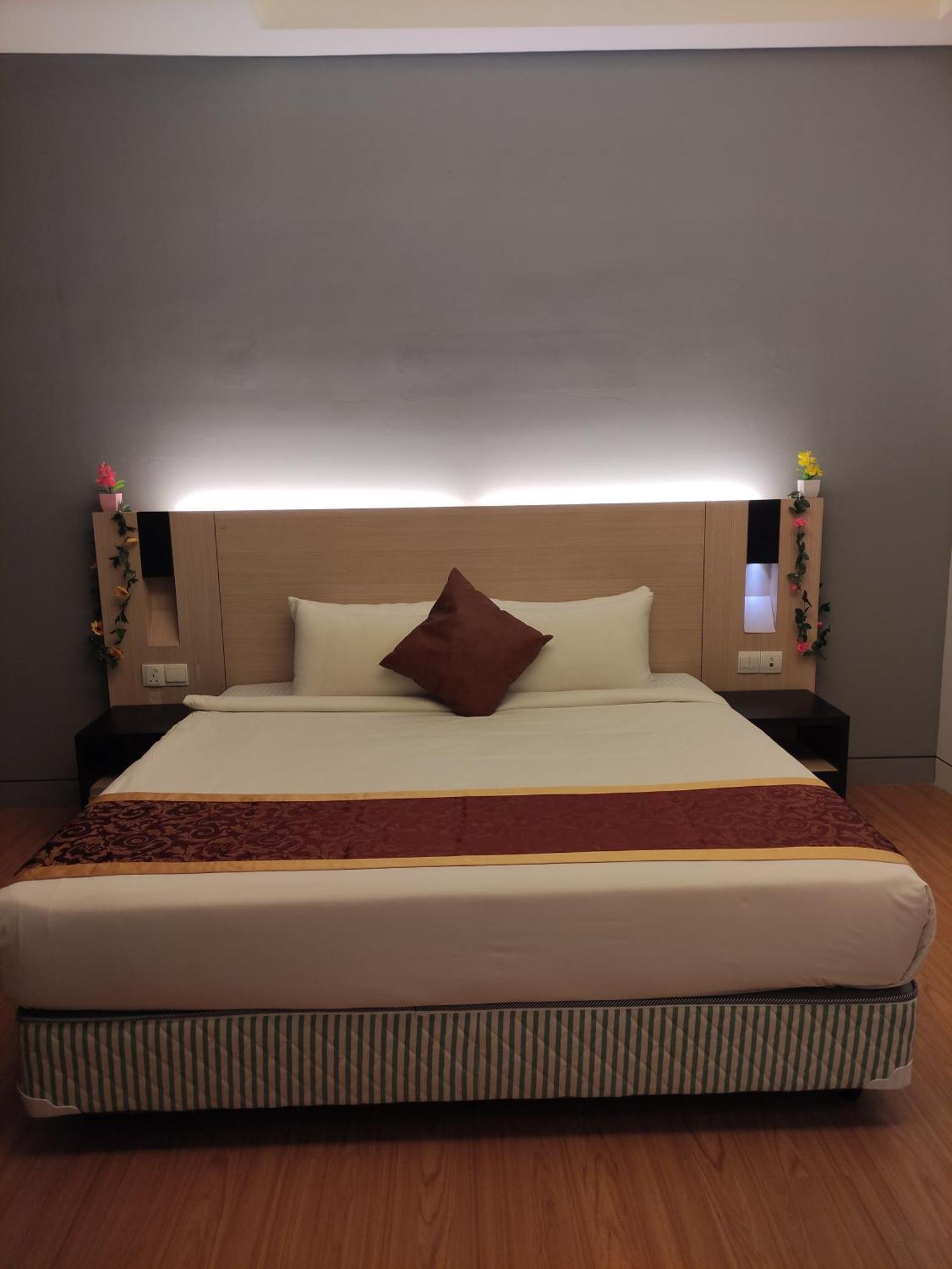 Modern Suites Kl Kuala Lumpur Phòng bức ảnh